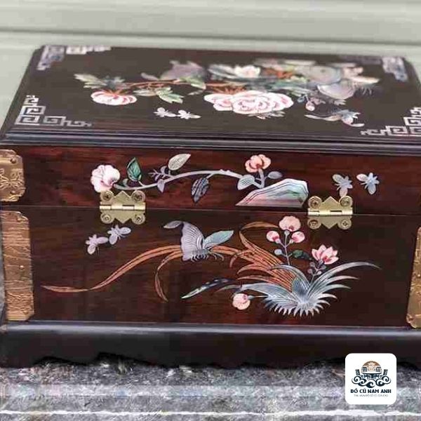 Mua đồ gỗ cũ xưa