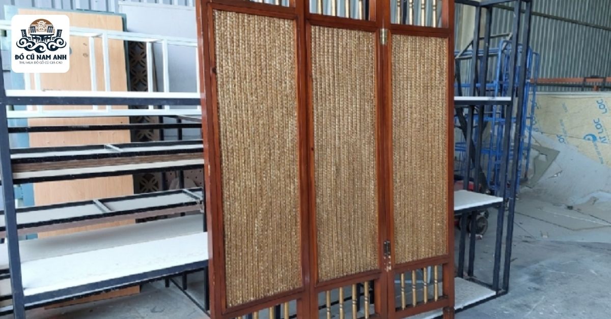 Vách gỗ cũ3