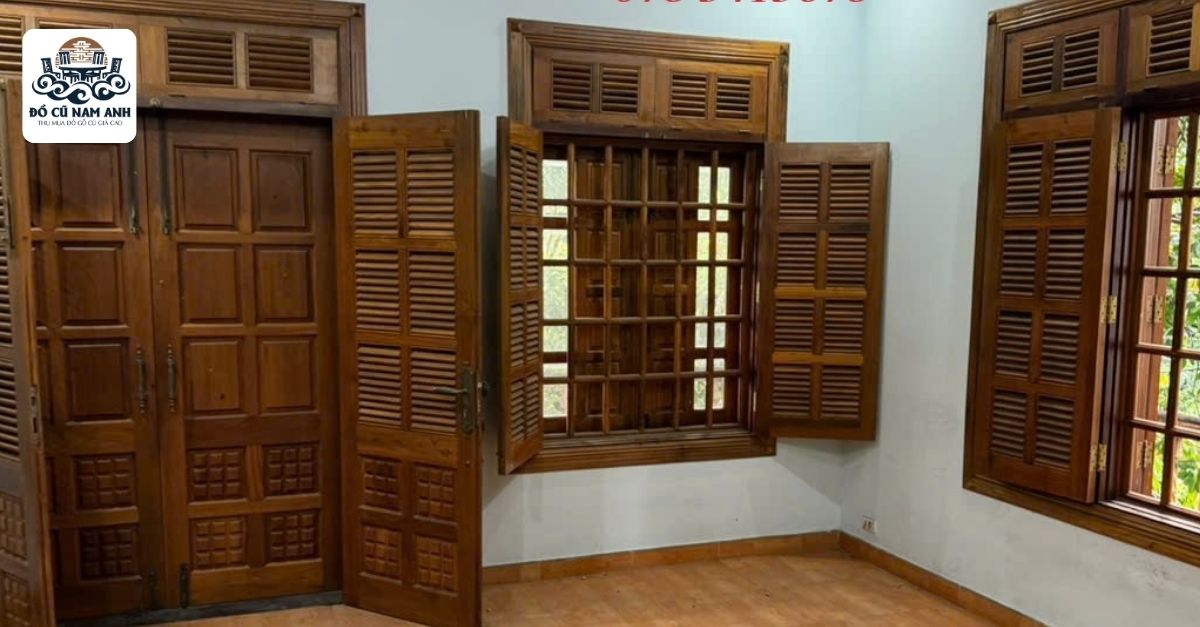 Cửa gỗ cũ Hà Nội3