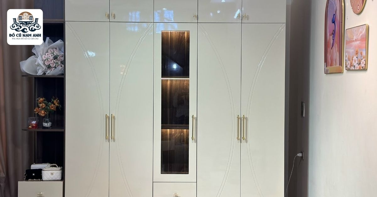 Mua tủ quần áo cũ tại Tây Hồ3