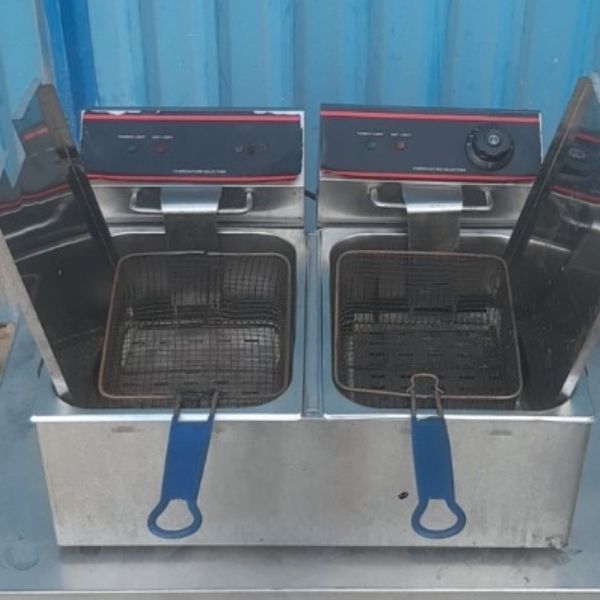 Thanh lý bếp chiên nhúng cũ2