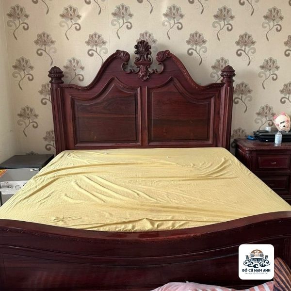 Thu mua giường gỗ cũ tại Đông Anh1