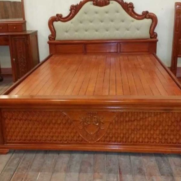 Mua giường gỗ cũ tại Hà Đông2