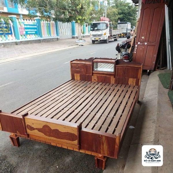 thu mua giường gỗ cũ tại Hai Bà Trưng2