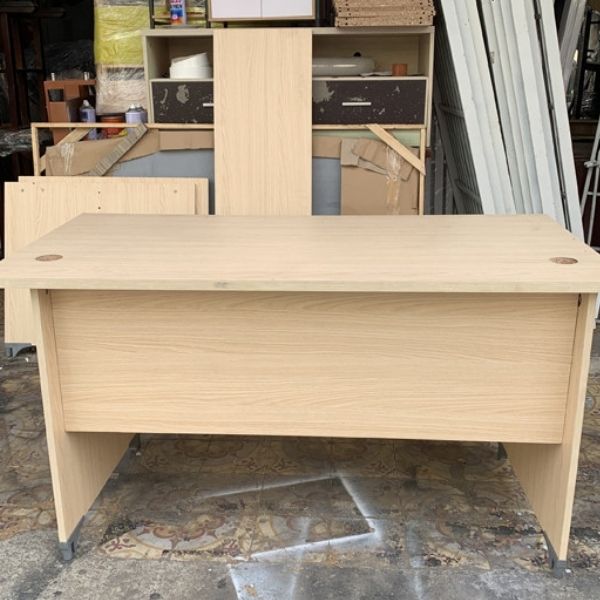 Chỗ bán bàn làm việc cũ3