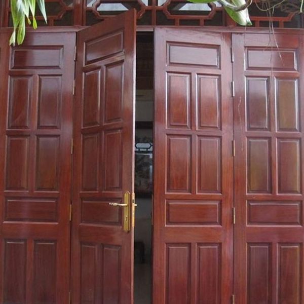 Thanh lý cửa cũ1