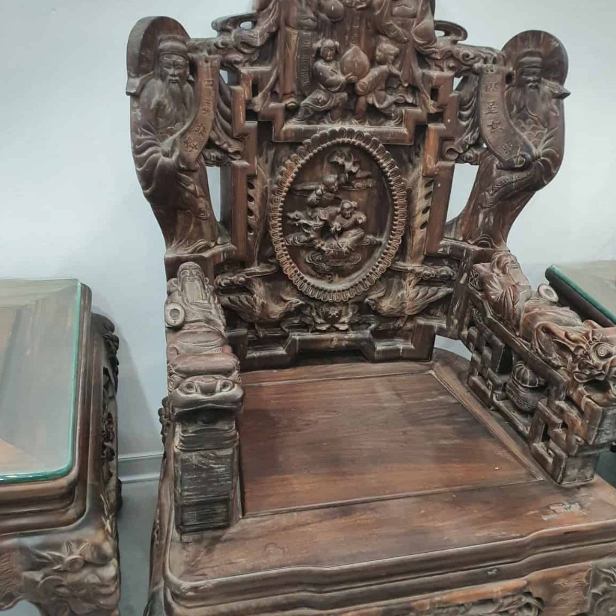 Thu mua đồ gỗ phong thủy cũ1