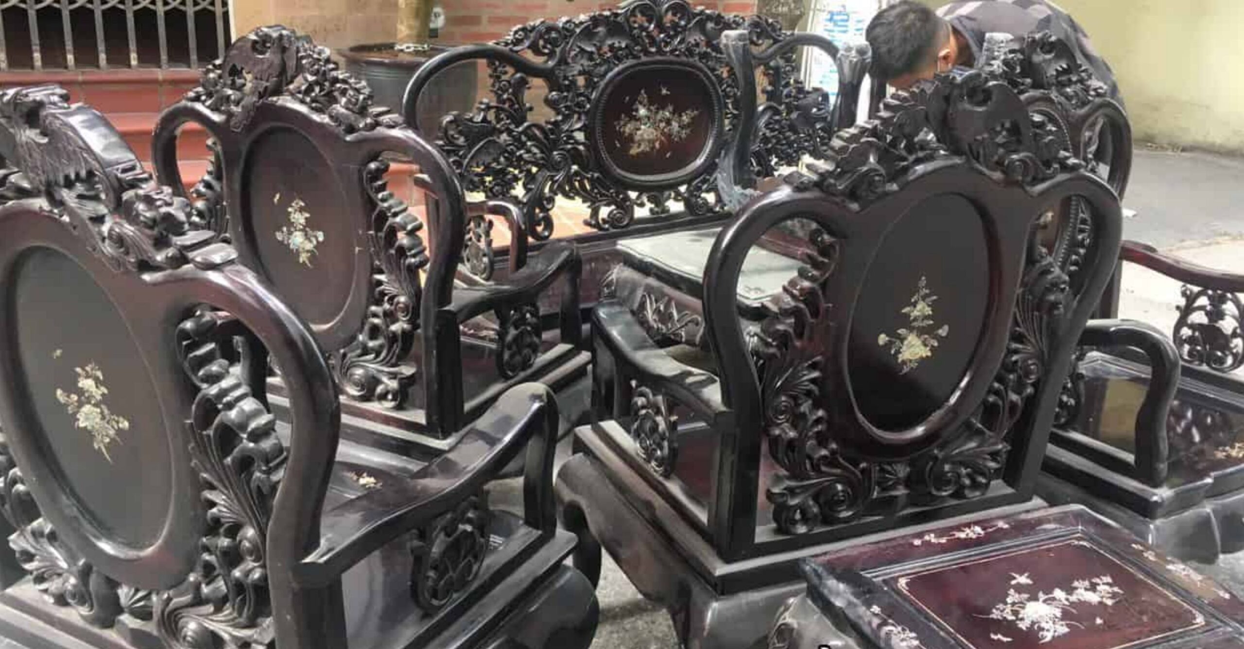 Thu mua đồ gỗ trắc cũ 3