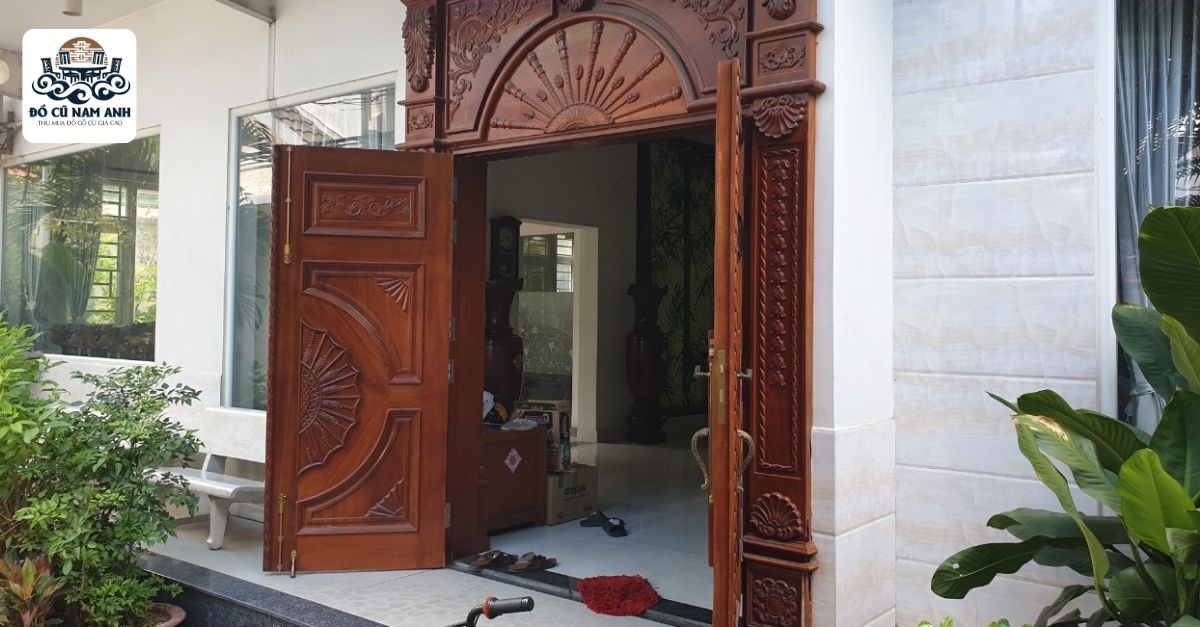 cửa gỗ cũ3