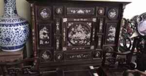 Thu mua tủ gỗ mỹ nghệ cũ3