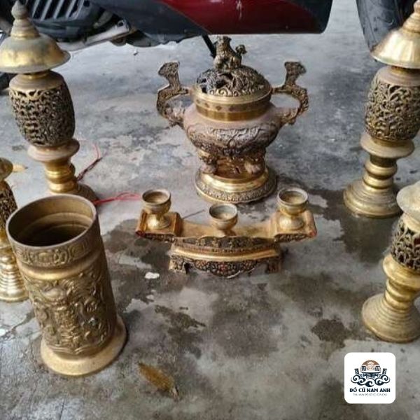 Thu mua khánh thờ cổ1