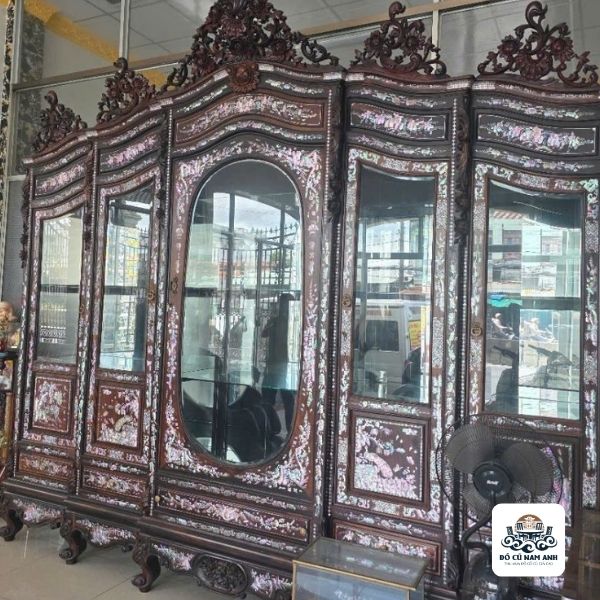 Thu mua tủ gỗ cổ2