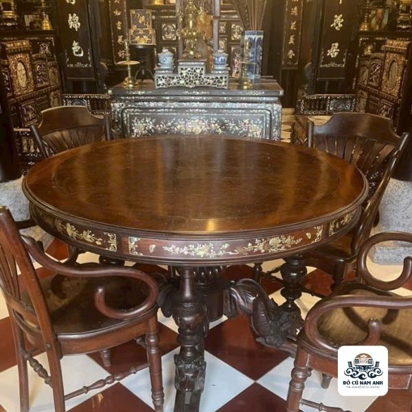 Thu mua bàn ghế cũ tại Long Biên