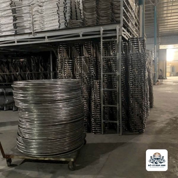 Mua bàn ghế inox3