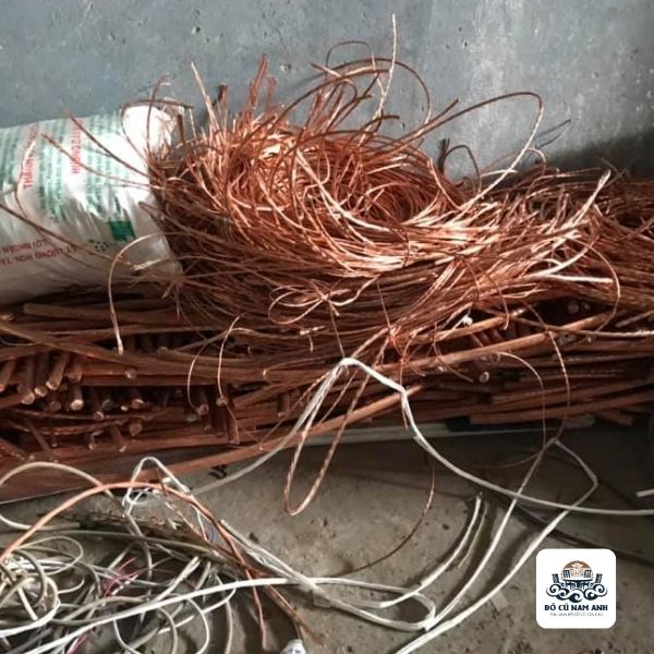 Thu mua phế liệu tại Long Biên2